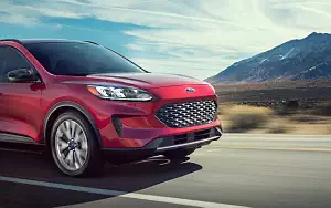  Ford Escape Hybrid SE - 2019