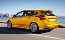   Ford Focus ST US-spec - 2011