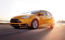   Ford Focus ST US-spec - 2011