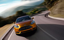   Ford Focus ST US-spec - 2011