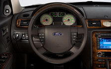   Ford Taurus - 2008