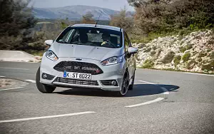   Ford Fiesta ST200 - 2016