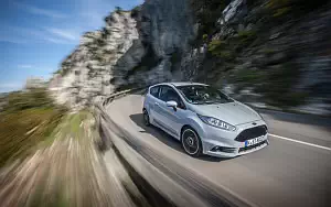   Ford Fiesta ST200 - 2016