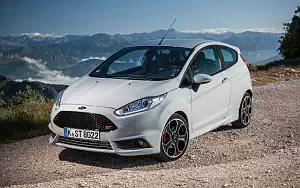   Ford Fiesta ST200 - 2016