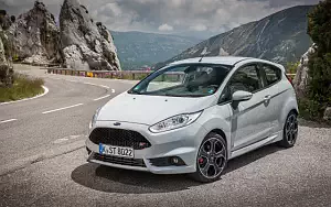   Ford Fiesta ST200 - 2016