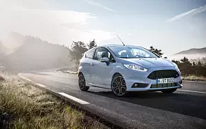   Ford Fiesta ST200 - 2016