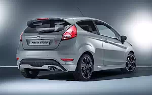   Ford Fiesta ST200 - 2016