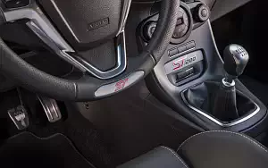   Ford Fiesta ST200 - 2016