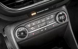   Ford Fiesta ST-Line 5door - 2017