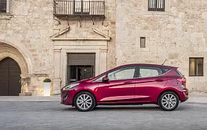   Ford Fiesta Titanium 5door - 2017