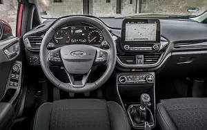   Ford Fiesta Titanium 5door - 2017