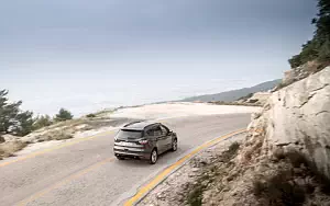   Ford Kuga ST-Line - 2016