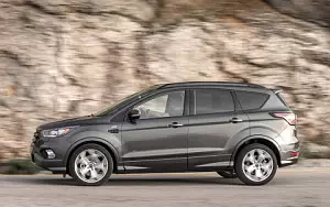   Ford Kuga ST-Line - 2016