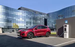   Ford Kuga Plug-in Hybrid ST-Line - 2019