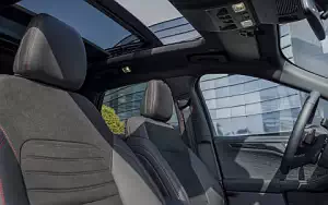   Ford Kuga Plug-in Hybrid ST-Line - 2019