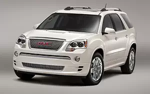   GMC Acadia Denali - 2011