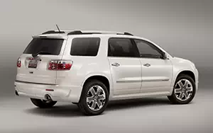   GMC Acadia Denali - 2011