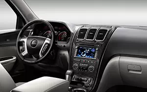   GMC Acadia Denali - 2011
