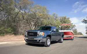   GMC Sierra Hybrid Crew Cab - 2009