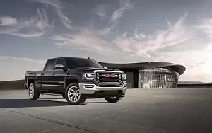   GMC Sierra 1500 SLT Crew Cab - 2017