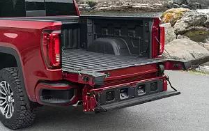   GMC Sierra AT4 Crew Cab - 2018