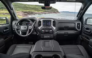   GMC Sierra Denali Crew Cab - 2018