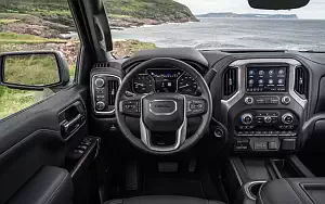   GMC Sierra Denali Crew Cab - 2018