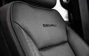   GMC Yukon XL Denali - 2020