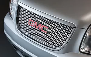   GMC Yukon Denali - 2012