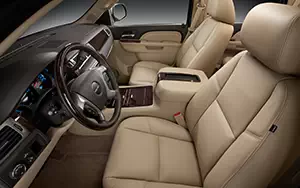   GMC Yukon Denali - 2012