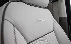  GMC Yukon Denali - 2020