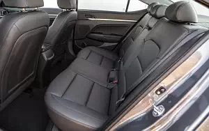   Hyundai Elantra Limited US-spec - 2018