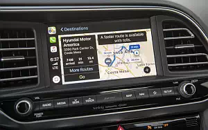   Hyundai Elantra Limited US-spec - 2018
