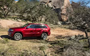   Jeep Grand Cherokee Overland - 2014
