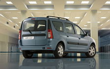   Lada Largus - 2012