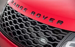   Range Rover Velar R-Dynamic D300 HSE Black Pack UK-spec - 2017