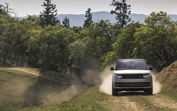 ���� ���������� Range Rover P530 First Edition US-spec - 2022