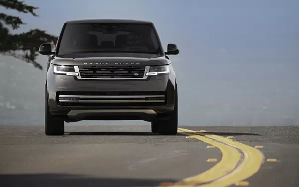 ���� ���������� Range Rover SE P400 LWB US-spec - 2022