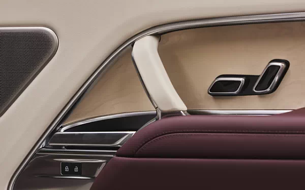 ���� ���������� Range Rover SV Carmel Edition US-spec - 2022