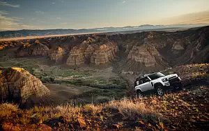   Land Rover Defender 110 Explorer Pack First Edition - 2020