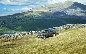  Land Rover Discovery SDV6 HSE - 2014