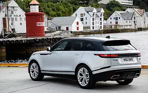   Range Rover Velar R-Dynamic D300 HSE Black Pack - 2017