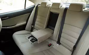 ���� ���������� Lexus IS 200t US-spec - 2016