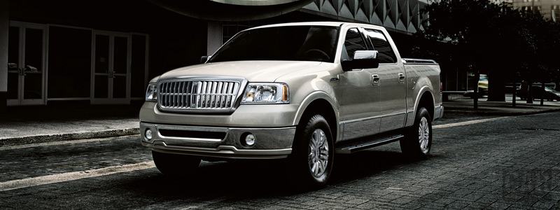   Lincoln Mark LT - 2008 - Car wallpapers