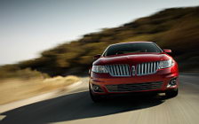   Lincoln MKS - 2009