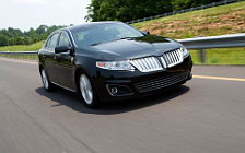   Lincoln MKS - 2009