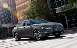   Lincoln MKZ - 2016