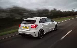   Mercedes-AMG A 45 4MATIC UK-spec - 2015