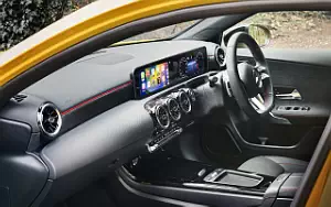   Mercedes-Benz A 200 AMG Line UK-spec - 2023