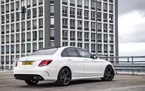   Mercedes-Benz C 250 d 4MATIC AMG Line UK-spec - 2018
